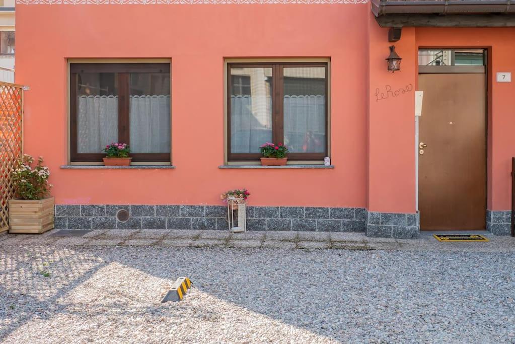 Le Rose Apartamento Venegono Superiore Exterior foto
